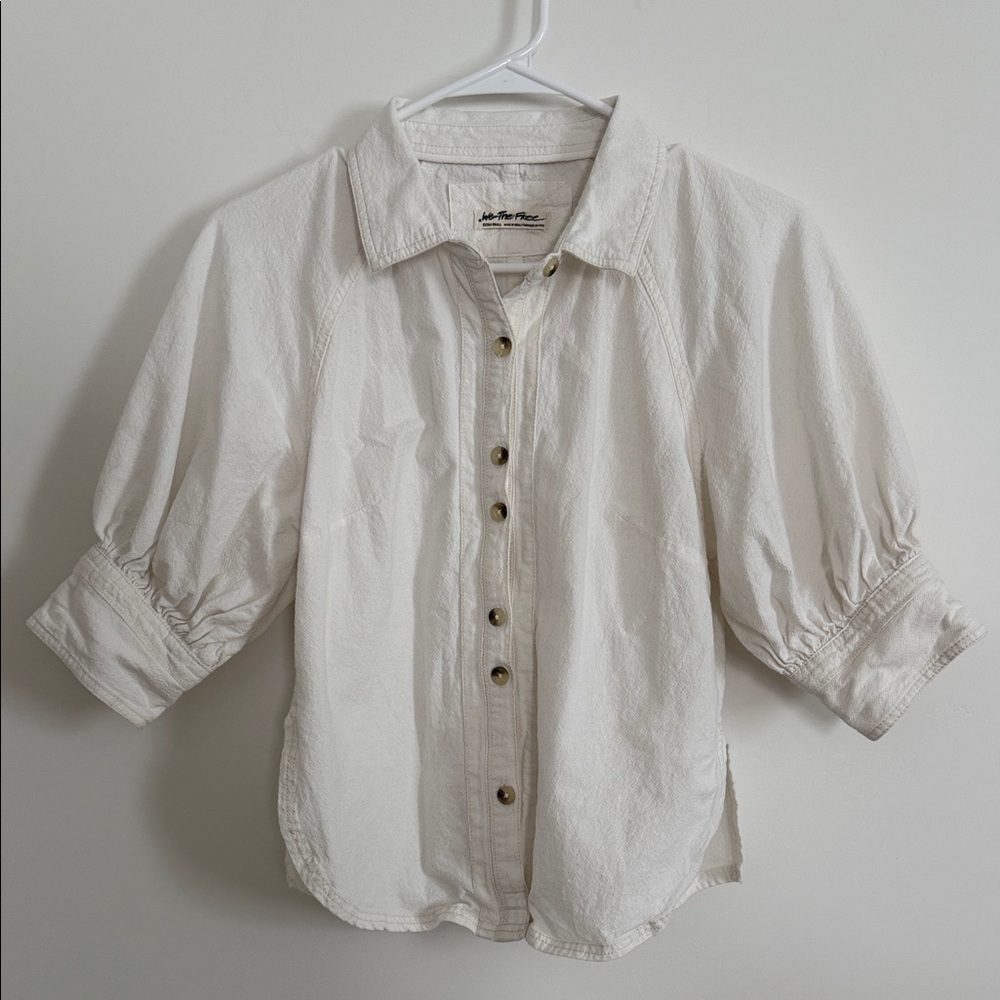 NWOT Free People XS Women's White Button-Up Top